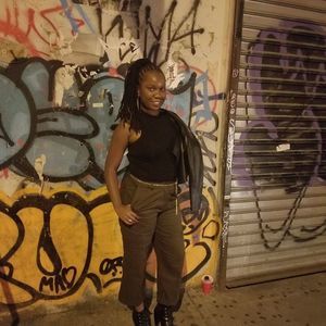 Meet your Posher, Latoya